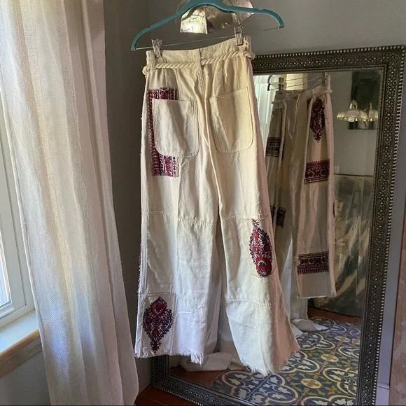 Free People distressed paisley patterned jeans - Picture 4 of 16